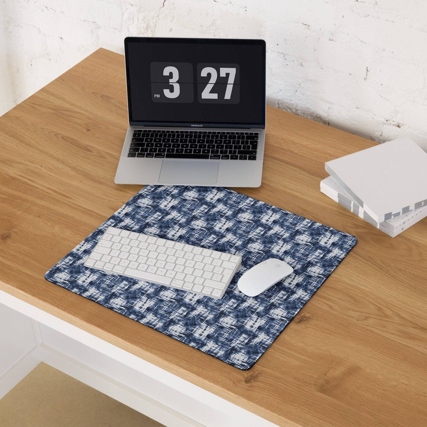 EVERYDAY USE DESK PAD/GAMING MOUSE PAD