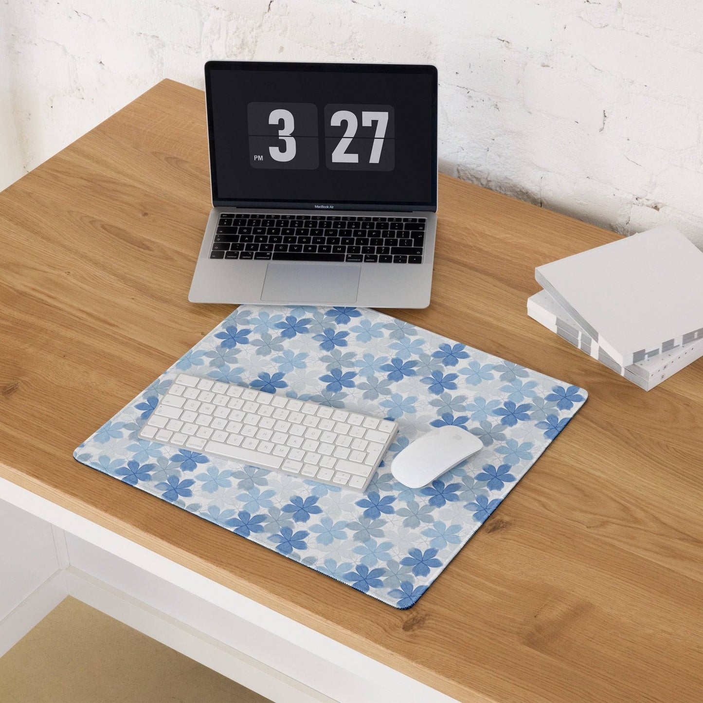 EVERYDAY USE DESK PAD/GAMING MOUSE PAD