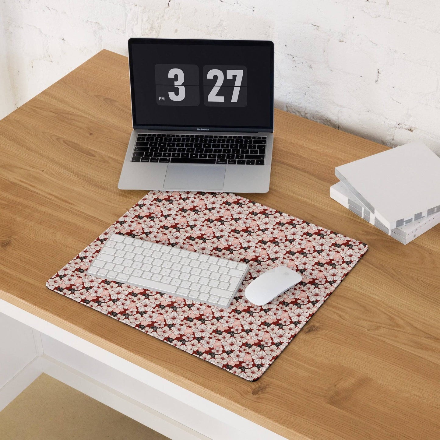 EVERYDAY USE DESK PAD/GAMING MOUSE PAD
