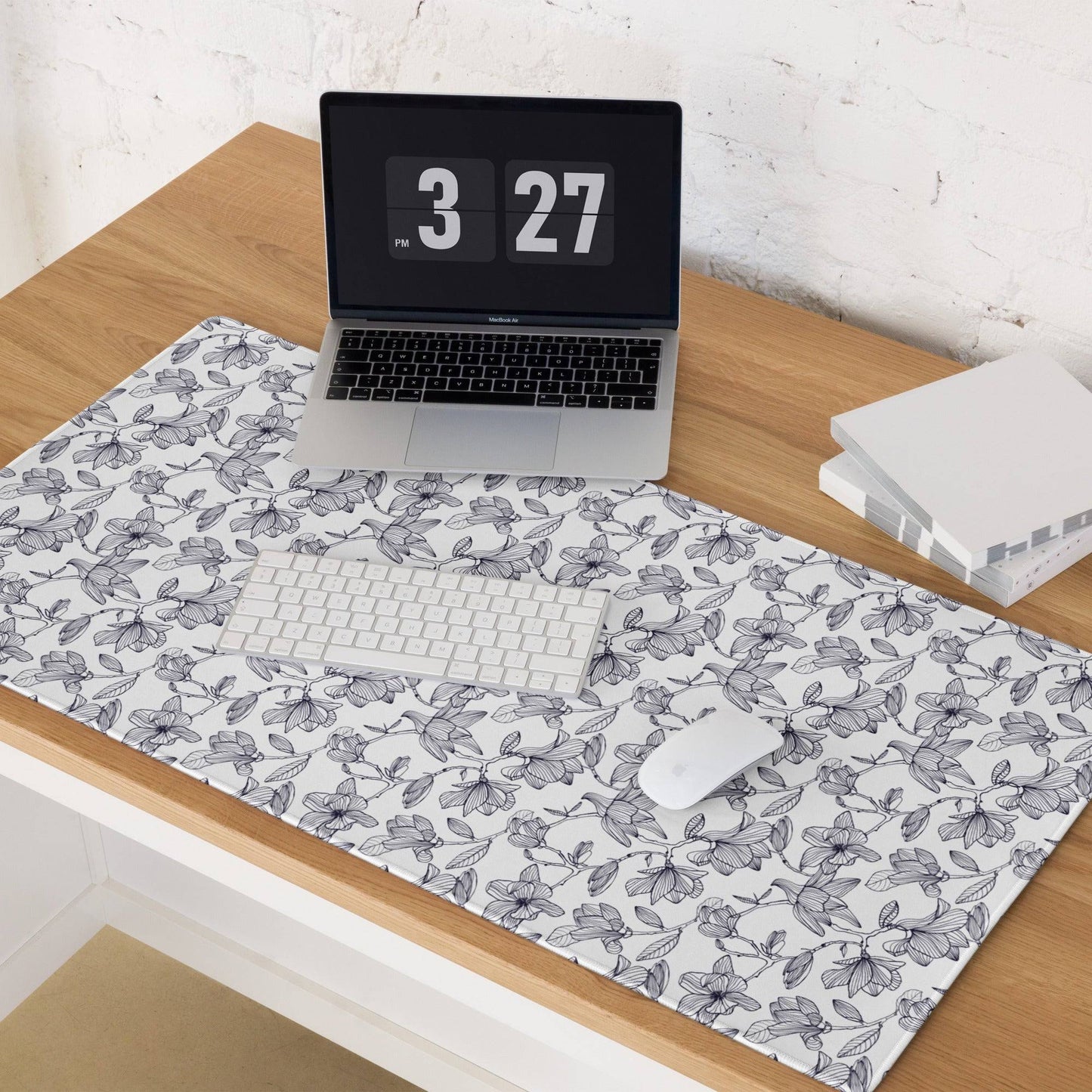 EVERYDAY USE DESK PAD/GAMING MOUSE PAD