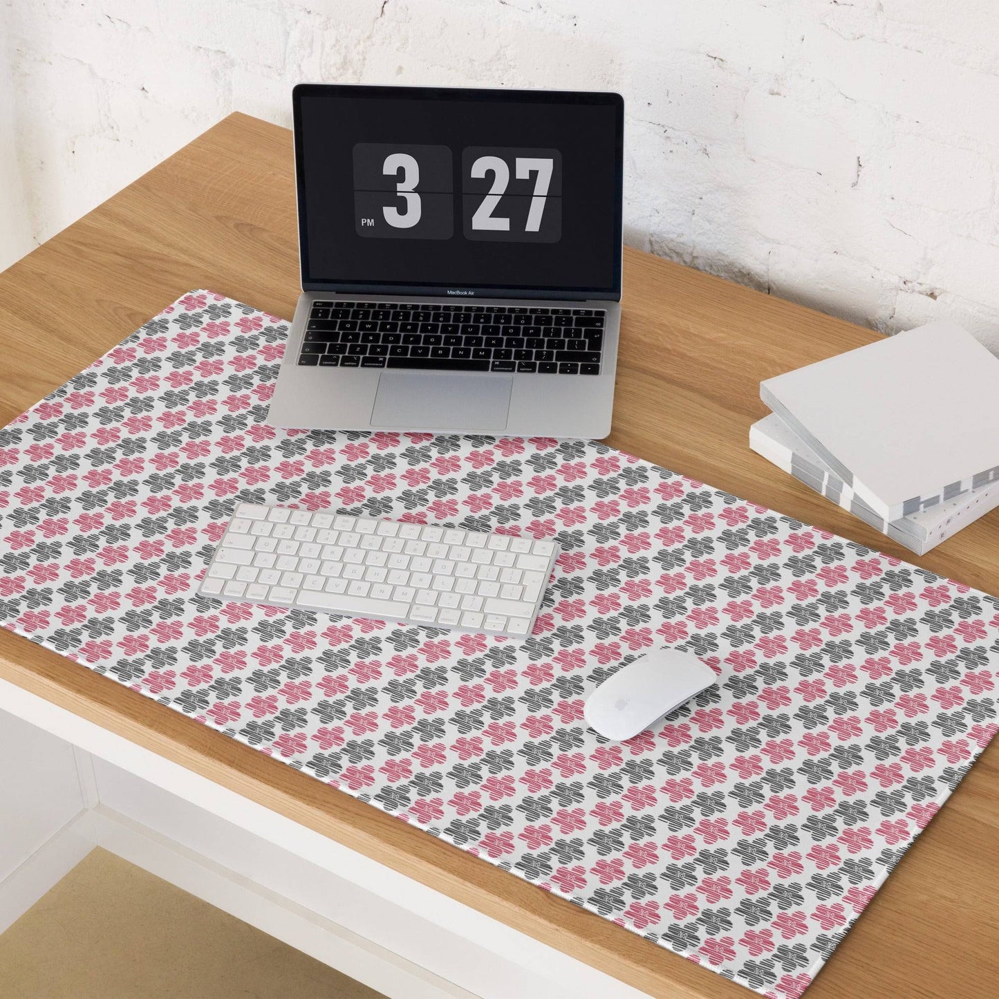 Gaming mouse pad