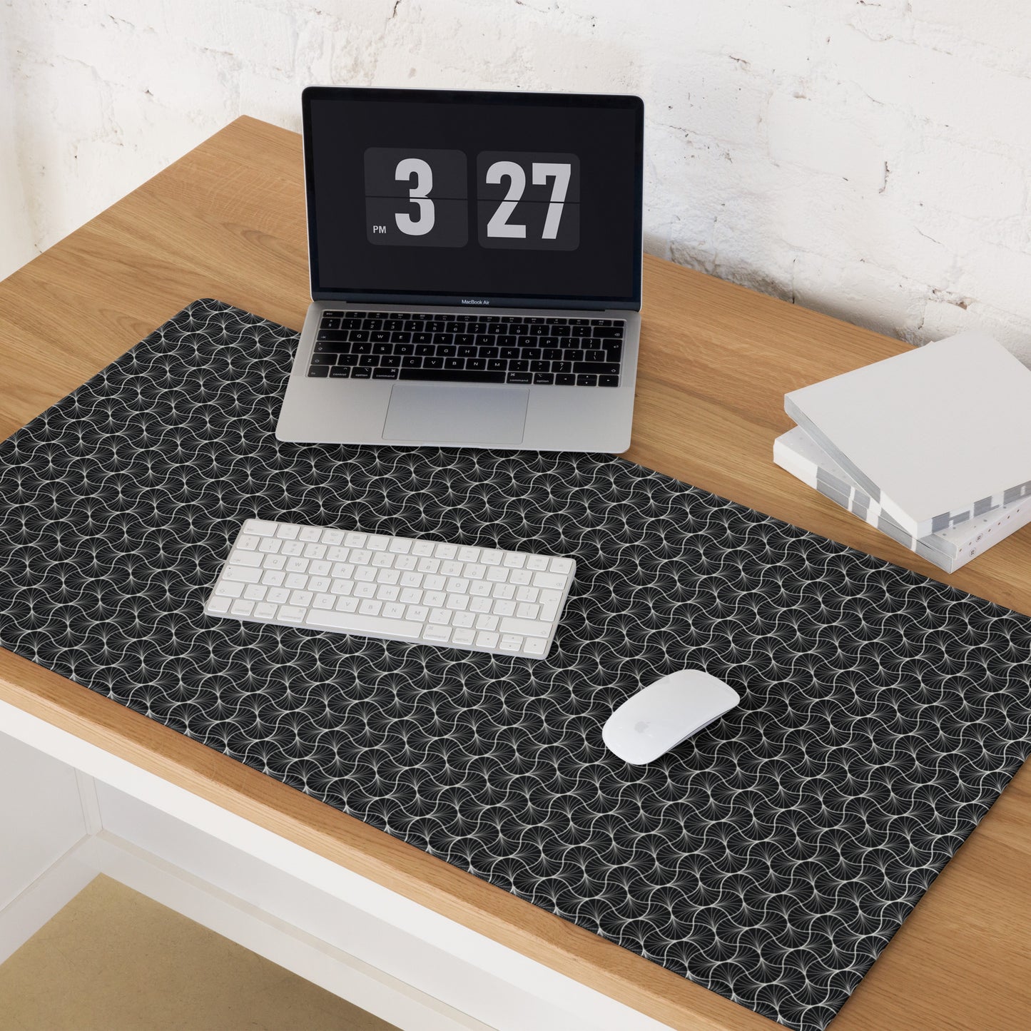 EVERYDAY USE DESK PAD/GAMING MOUSE PAD