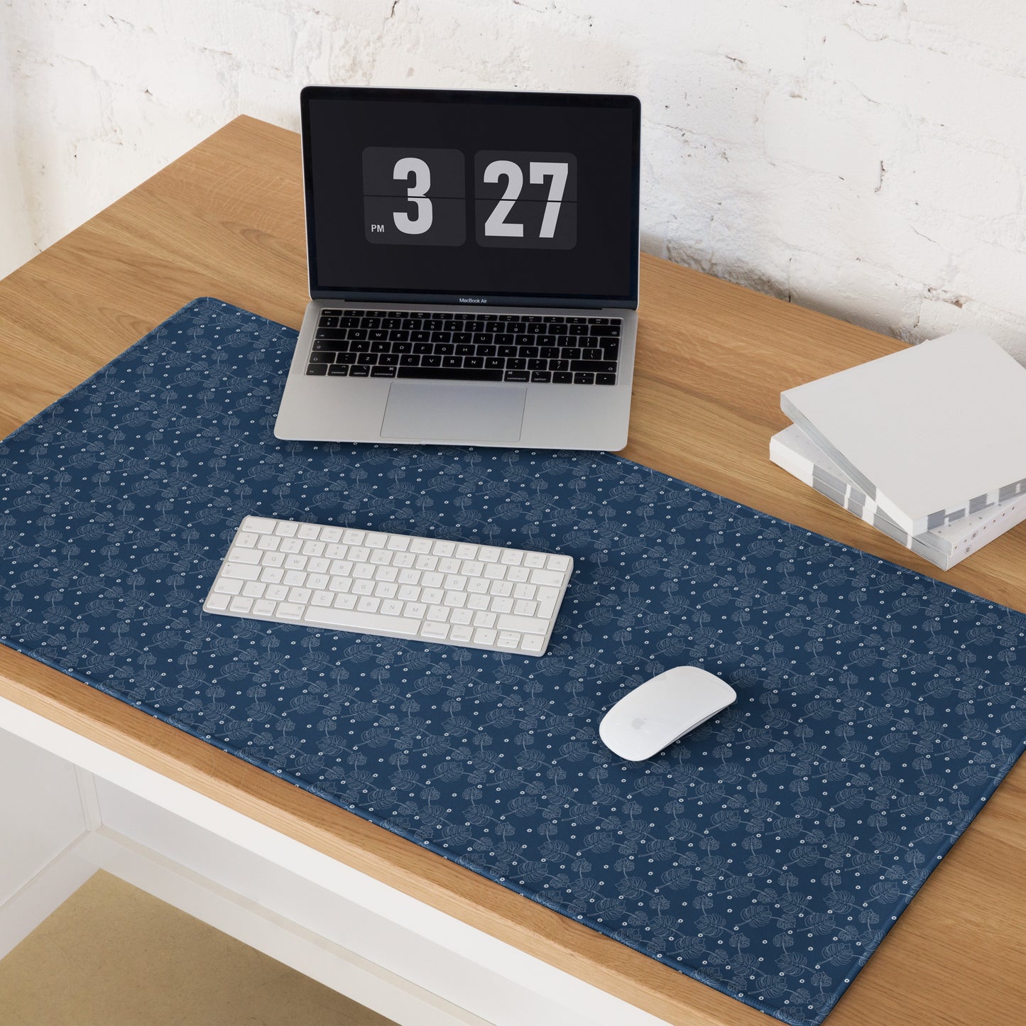 EVERYDAY USE DESK PAD/GAMING MOUSE PAD